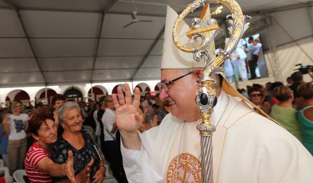 Novi šibenski biskup Tomislav Rogić zaređen u katedrali sv. Jakova