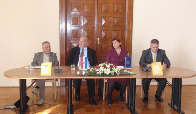 Predstavljanje knjige kroatističkih rasprava i članaka Tihomila Maštrovića pod nazivom “Neukrotivo svoji”