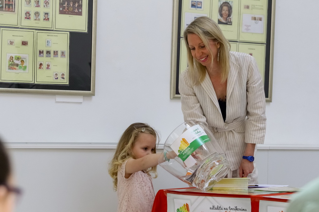 Gradska loža: Izvlačenje dobitnika drugog kruga nagradne igre “Energiju uštedi i nagrade zavrijedi” Gradska loža: Izvlačenje dobitnika drugog kruga nagradne igre “Energiju uštedi i nagrade zavrijedi”