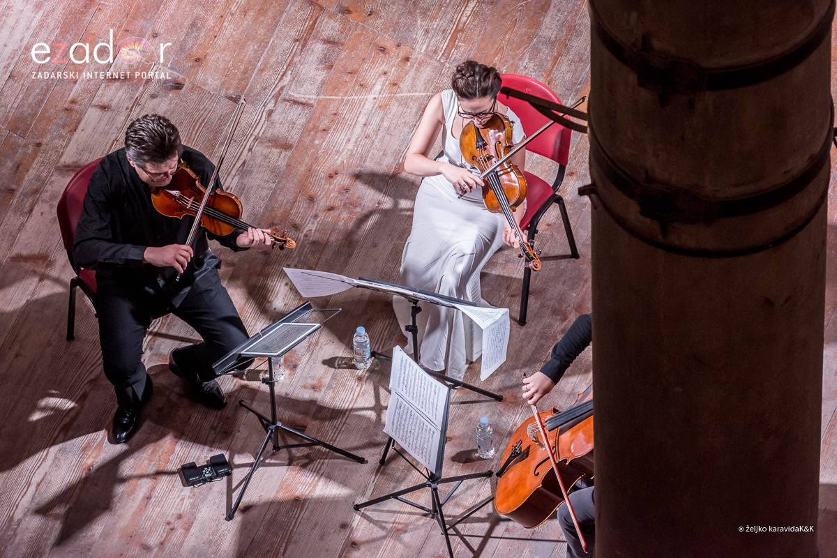 Virtuozi i Apoksiomen @ Sv. Donat Virtuozi i Apoksiomen @ Sv. Donat