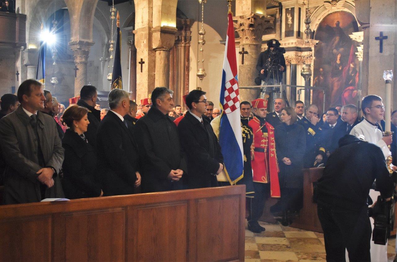 Katedrala svete Stošije: Misno slavlje za Domovinu Katedrala svete Stošije: Misno slavlje za Domovinu