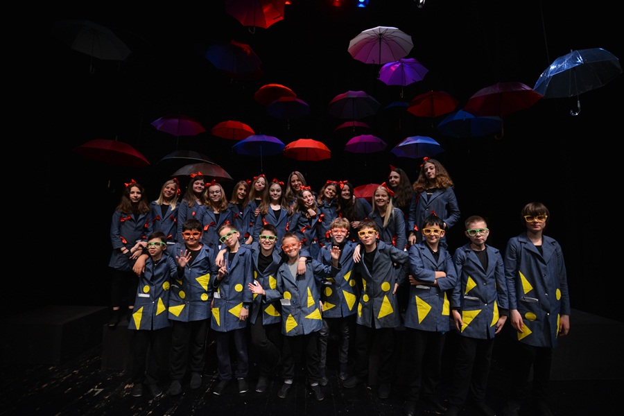 HNK Zadar: Premijera predstave “Tko i što brani”, Igrajmo se HNK Zadar: Premijera predstave “Tko i što brani”, Igrajmo se