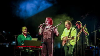 Zorica Kondža i klapa Cambi @ bazen Ilirije u Biogradu