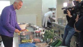 Renato Kraljev održao edukaciju kuhara u projektu “Riblja kašeta zdravlja” Renato Kraljev održao edukaciju kuhara u projektu “Riblja kašeta zdravlja”