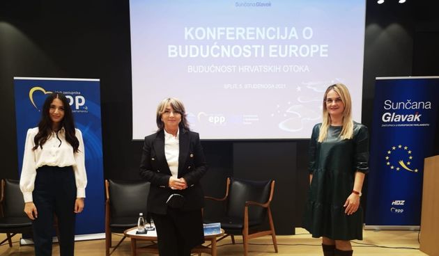 Otočne koordinatorice na konferenciji o budućnosti hrvatskih otoka