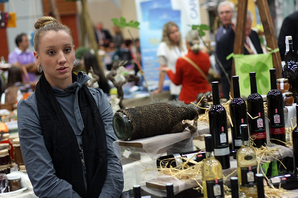 Otvoren 8. sajam “Eko etno Hrvatska” (foto:Saša Čuka) Otvoren 8. sajam “Eko etno Hrvatska” (foto:Saša Čuka)