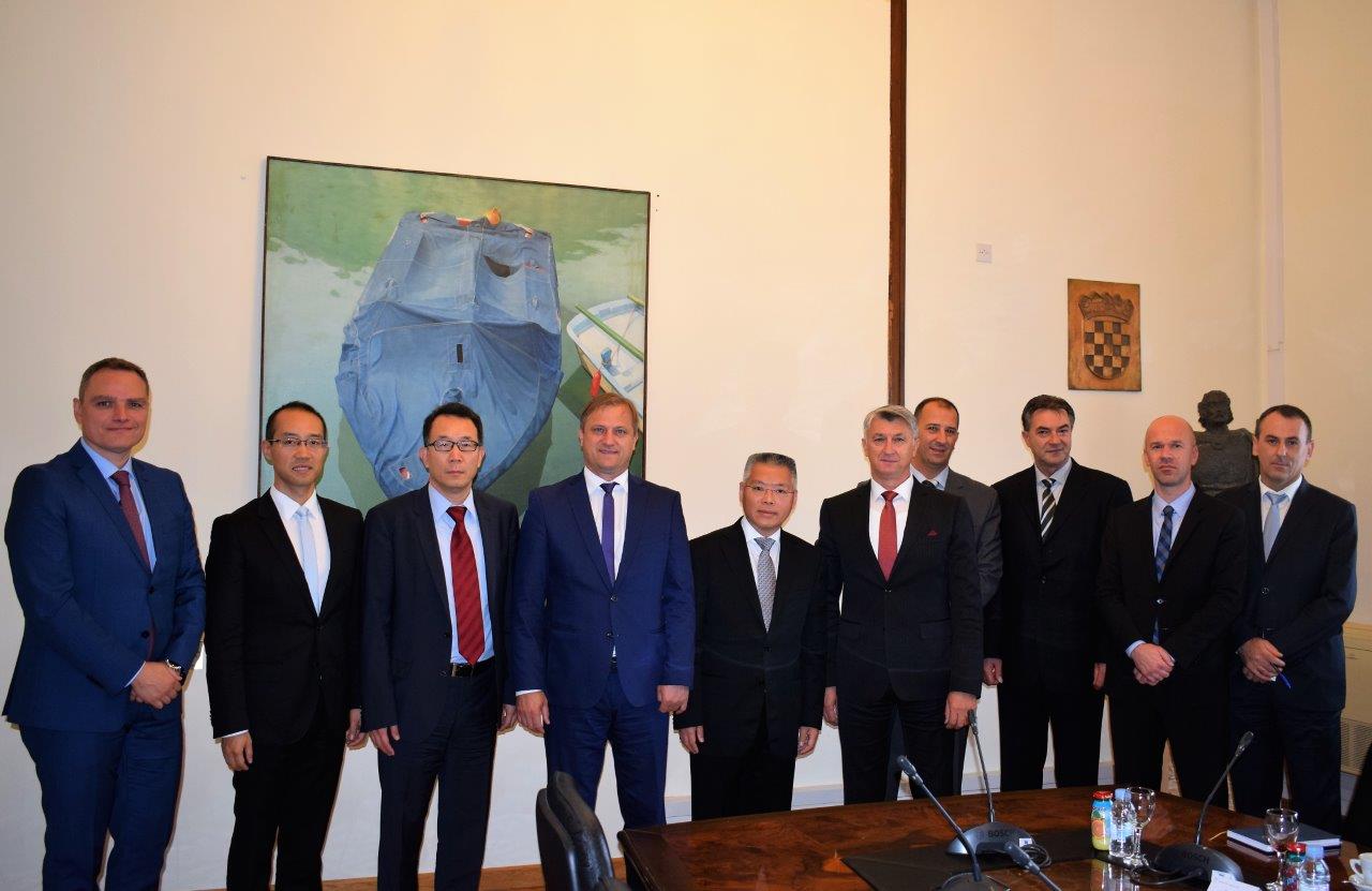 Veleposlanik Narodne Republike Kine Hu Zhaoming posjetio Zadar Veleposlanik Narodne Republike Kine Hu Zhaoming posjetio Zadar