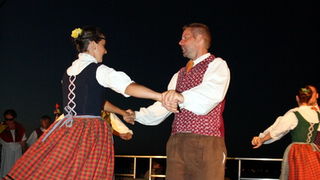 Vecer folklora: KUD Nevijana i ansambl Horenak u Nevidjenima Vecer folklora: KUD Nevijana i ansambl Horenak u Nevidjenima