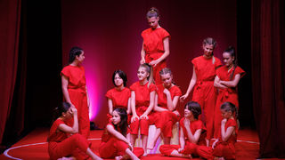 Igrajmo se: Zabranjeno mlađima od 15 strana A