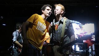 Dan Općine Vir proslavljen uz spektakularni koncert Prljavog Kazališta i vatromet Dan Općine Vir proslavljen uz spektakularni koncert Prljavog Kazališta i vatromet