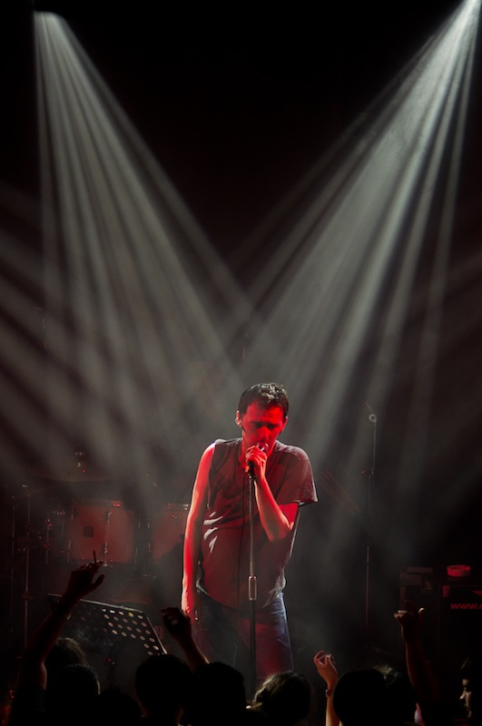 Nakon Porina, Goran Bare i Majke održali su slavljenički koncert u prepunoj Stereo dvorani u Rijeci.