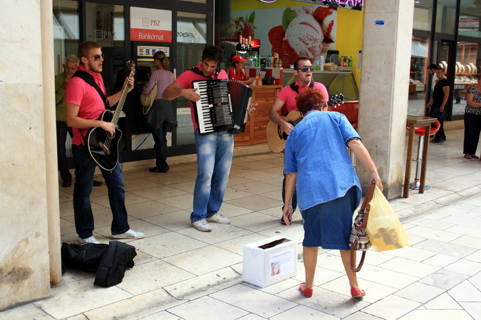 Narodni trg: Humanitarna akcija “Karta života” za malenu Stephanie, foto: Mladen Malik Narodni trg: Humanitarna akcija “Karta života” za malenu Stephanie, foto: Mladen Malik