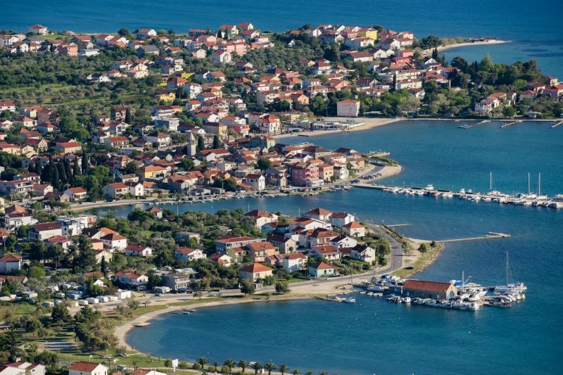 Let iznad Sukošana i Marine Dalmacija, Foto: Dino Stanin/PIXSELL Let iznad Sukošana i Marine Dalmacija, Foto: Dino Stanin/PIXSELL