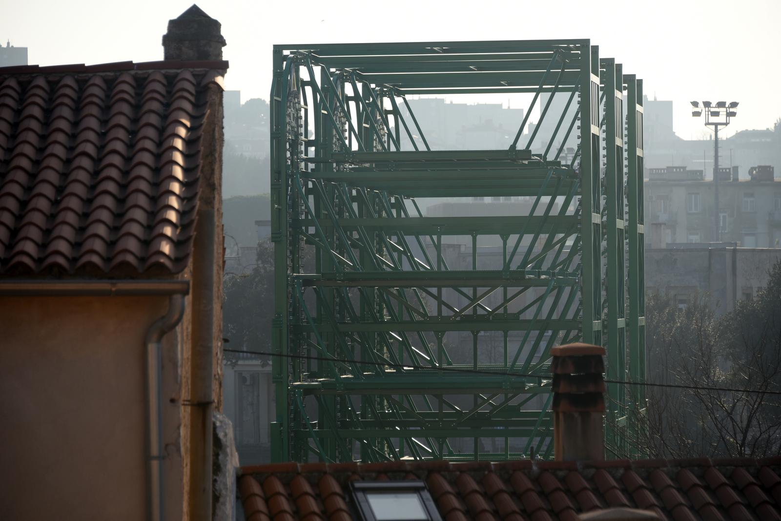 Pula uskoro dobiva tri rotirajuće garaže