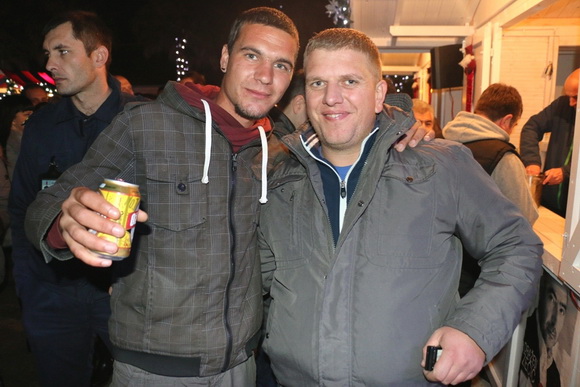 Vir: Božićna fešta uz Dražena Zečića Zeku Vir: Božićna fešta uz Dražena Zečića Zeku