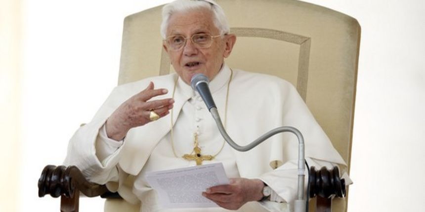 Papa Benedikt XVI, Foto: Reuters Papa Benedikt XVI, Foto: Reuters