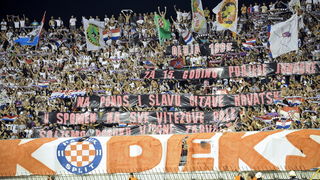 Split, 050810.
Stadion Poljud.
Uzvratna nogometna utakmica treceg predkola Europa Kupa.
Hajduk – Dinamo Bukurest.
Foto: Josko Ponos / CROPIX Split, 050810.
Stadion Poljud.
Uzvratna nogometna utakmica treceg predkola Europa Kupa.
Hajduk – Dinamo Bukurest.
Foto: Josko Ponos / CROPIX