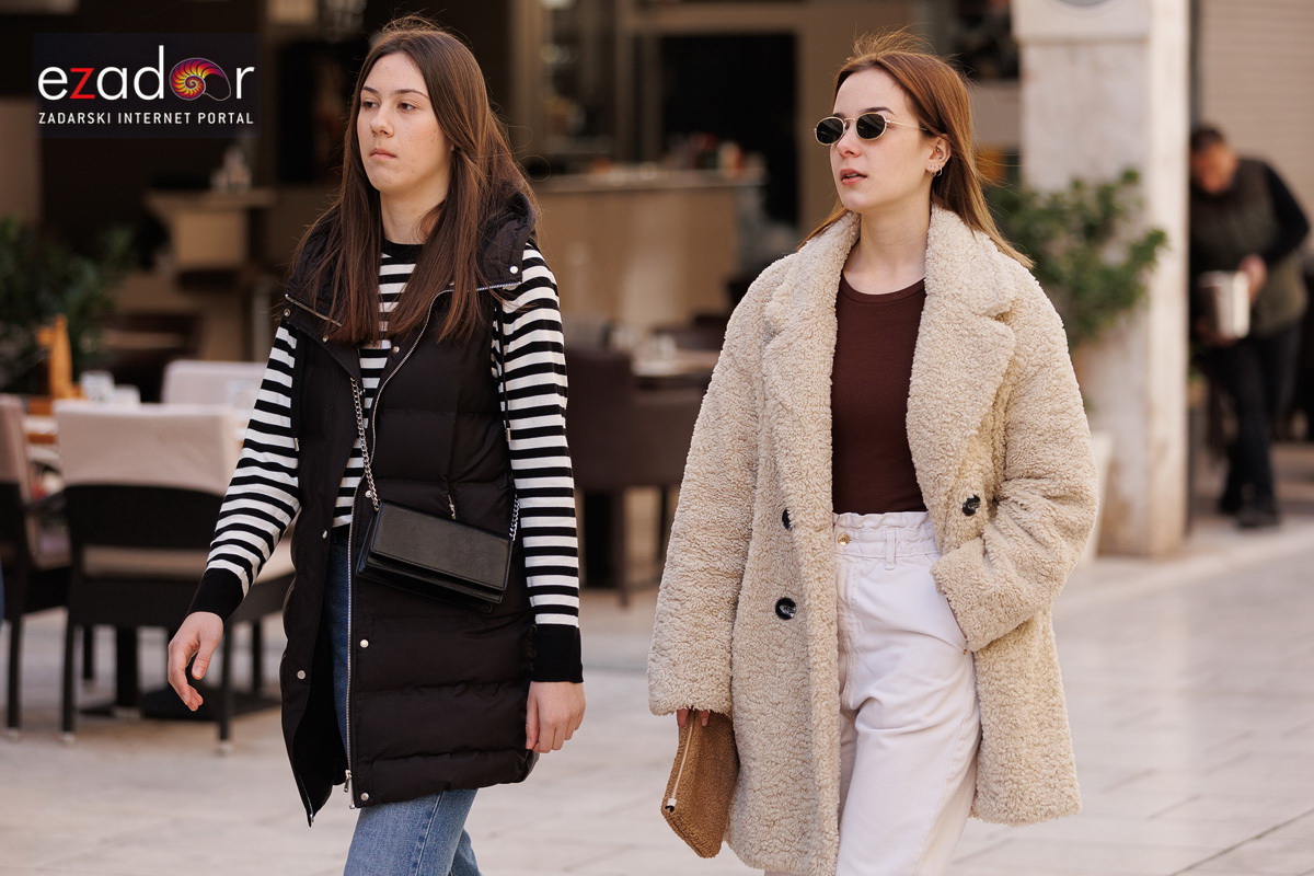 Đir po gradu, subotnja špica 19. ožujka 2022. Đir po gradu, subotnja špica 19. ožujka 2022.