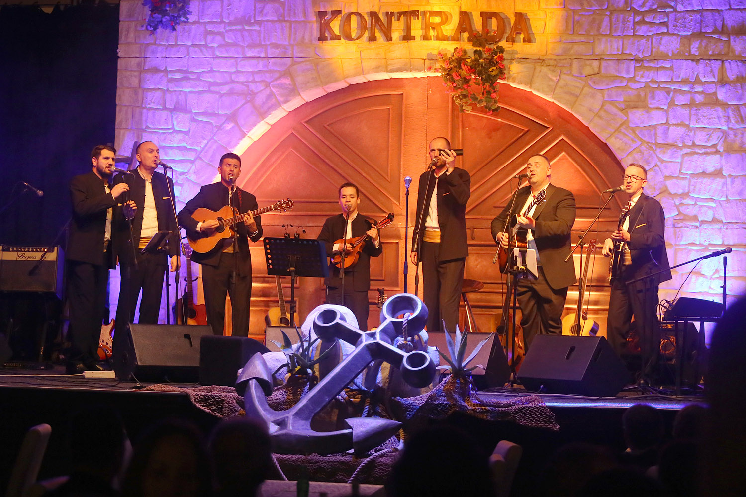 Humanitarni rođendanski koncert klape Kontrada u Arsenalu. Foto: Filip Brala Humanitarni rođendanski koncert klape Kontrada u Arsenalu. Foto: Filip Brala
