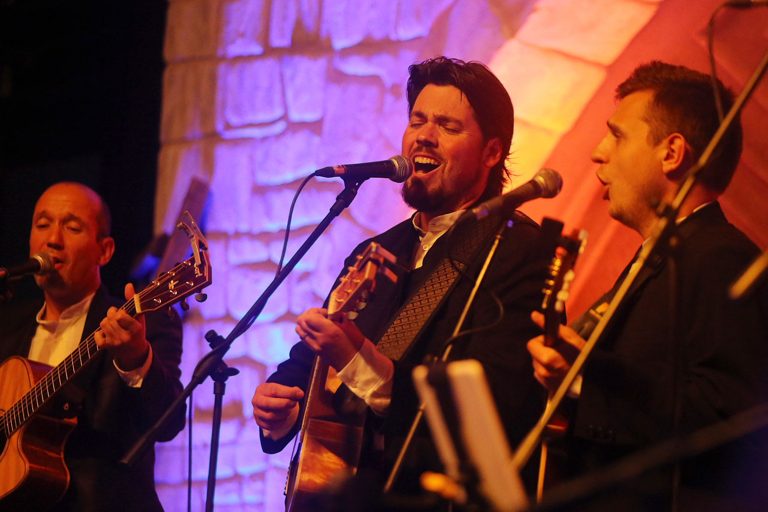 Humanitarni rođendanski koncert klape Kontrada u Arsenalu. Foto: Filip Brala Humanitarni rođendanski koncert klape Kontrada u Arsenalu. Foto: Filip Brala