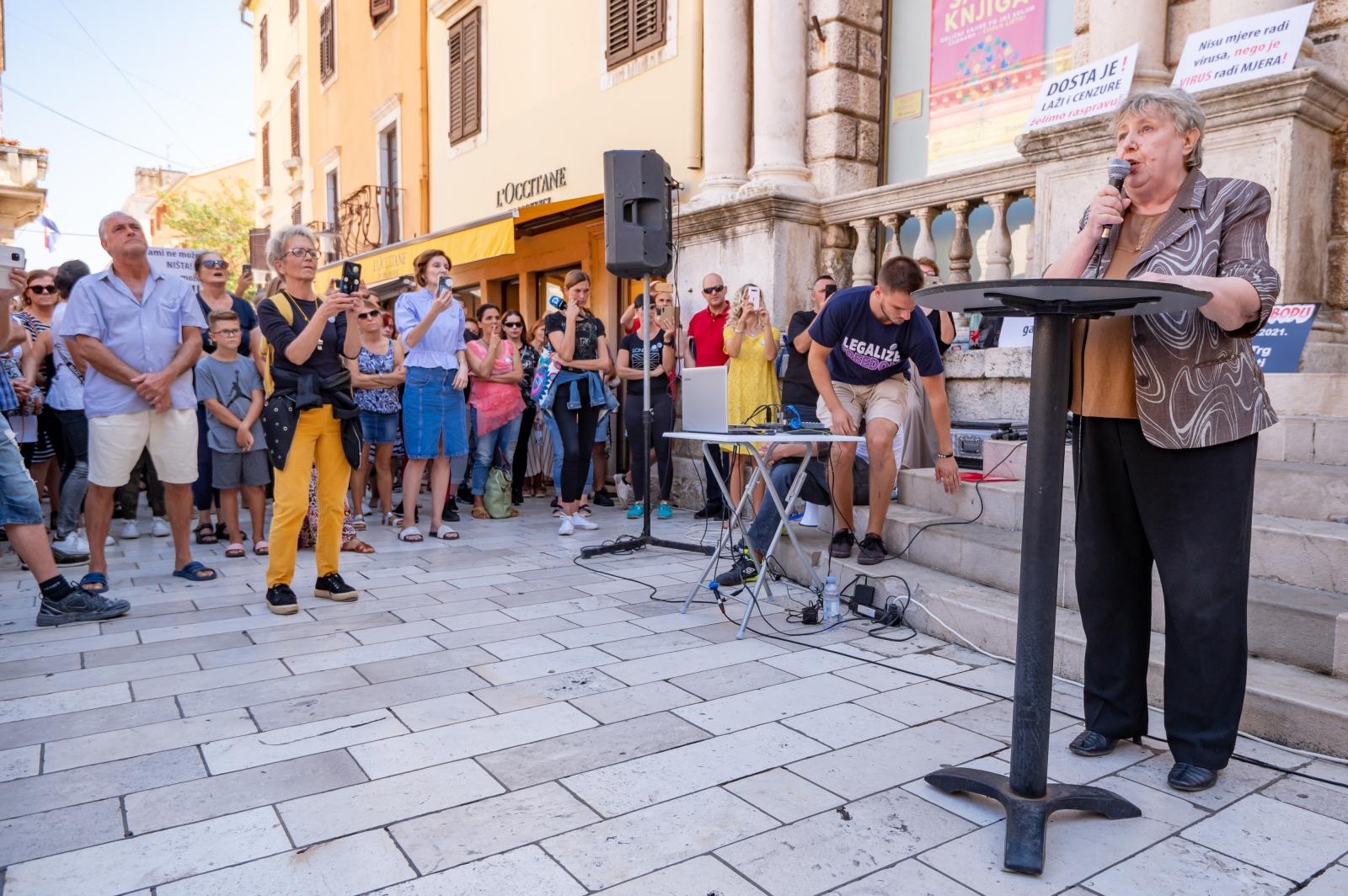 Na Narodnom trgu održan prosvjed “Krik za slobodu” protiv epidemioloških mjera