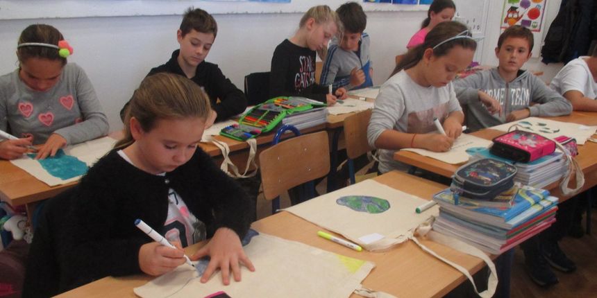 Voda je život – projekt koji “teče” u OŠ Krune Krstića Voda je život – projekt koji “teče” u OŠ Krune Krstića