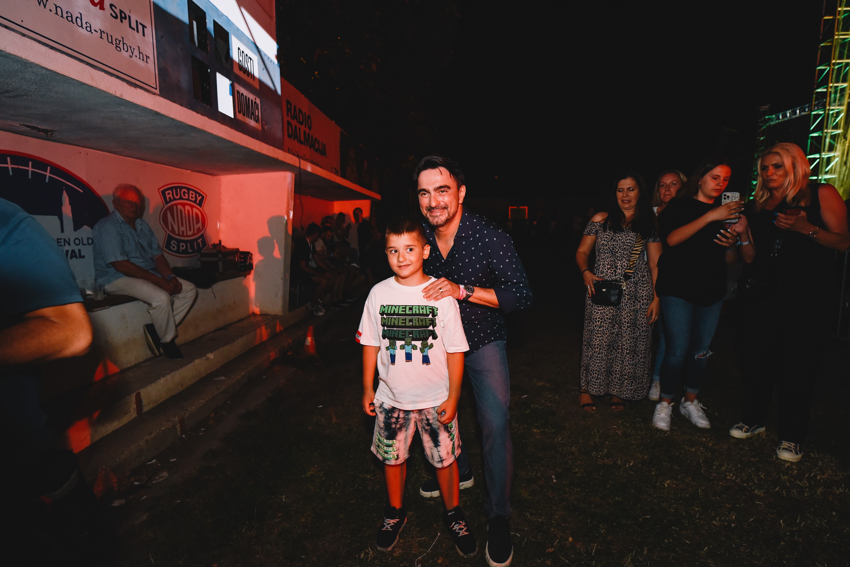 Stari Plac: Mišo Kovač i prijatelji priredili nezaboravan koncert