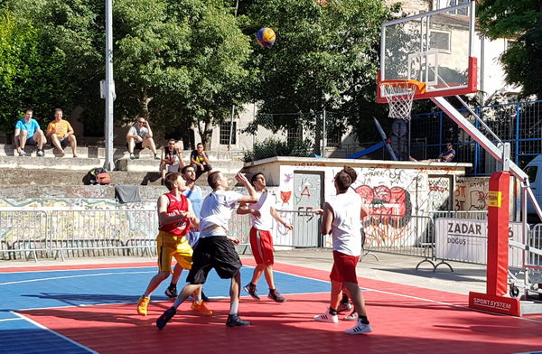ZadarOpen 3×3: Kvalifikacijski turnir za nastup na Malbée Lipik 3X3 Challengeru 2016. Foto: Mladen Malik ZadarOpen 3×3: Kvalifikacijski turnir za nastup na Malbée Lipik 3X3 Challengeru 2016. Foto: Mladen Malik