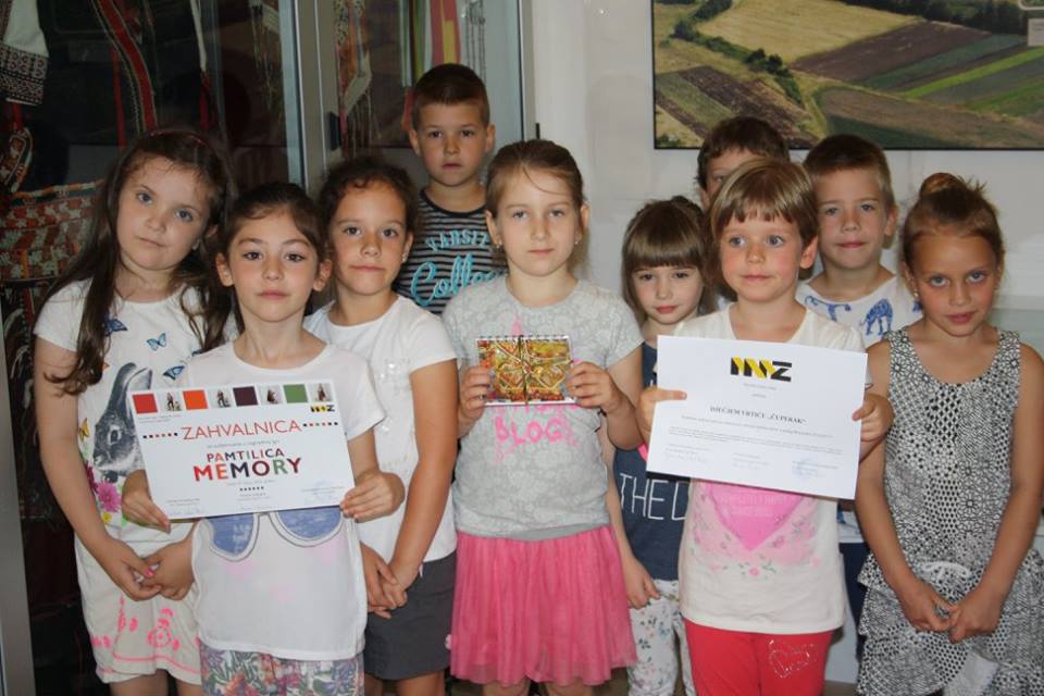 Etno dani: Osnovci igrali “Igru pamtilicu” u Gradskoj straži Etno dani: Osnovci igrali “Igru pamtilicu” u Gradskoj straži