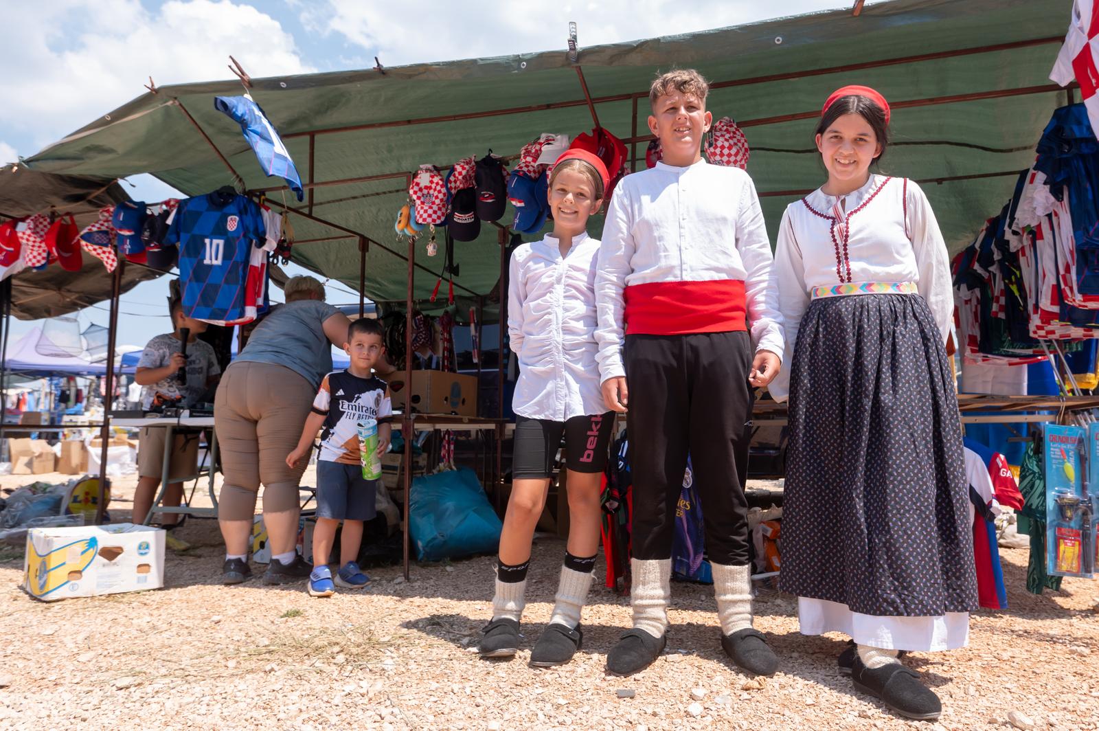 Benkovački sajam u objektivu Dina Stanina