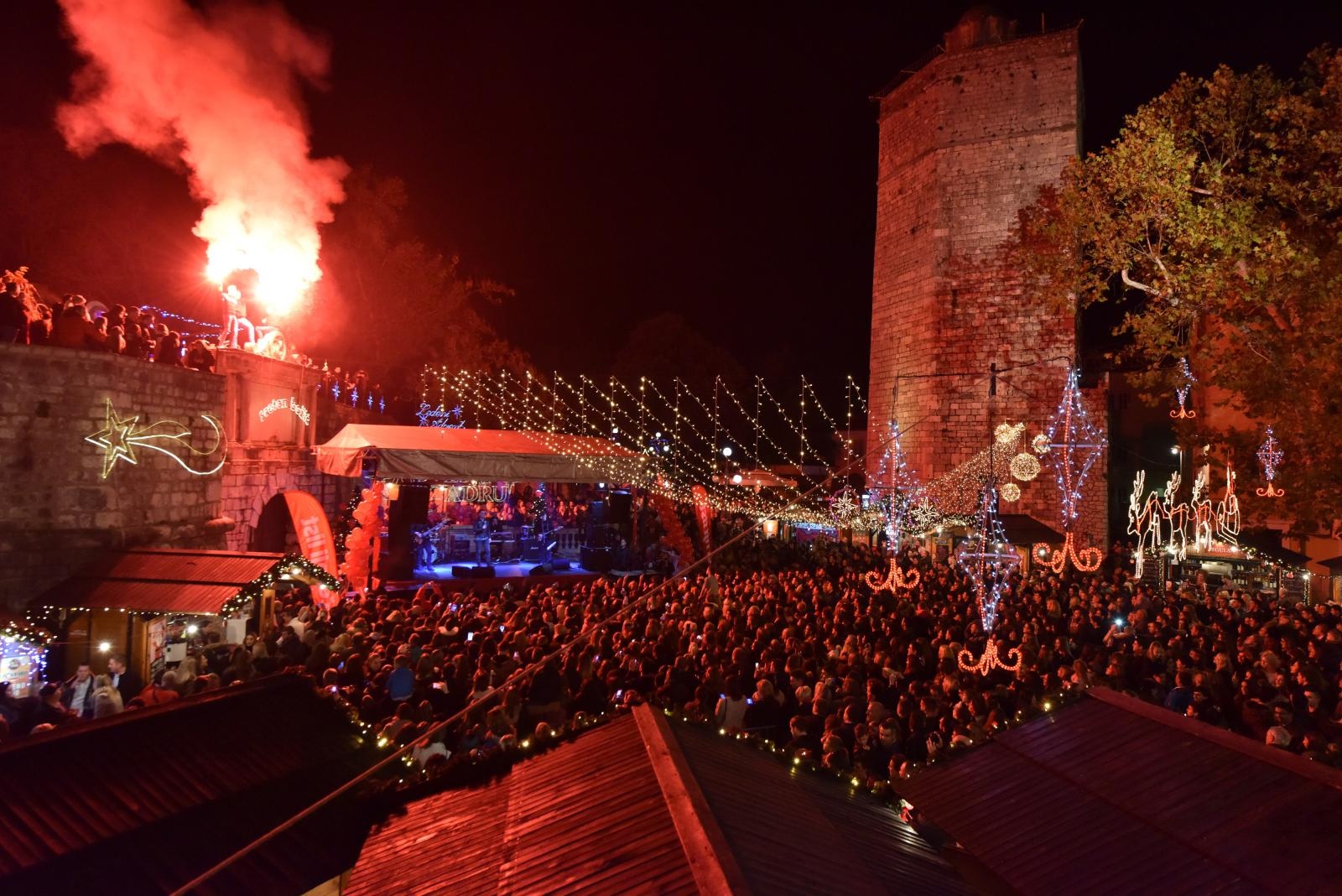 Koncert Ivana Zaka na otvorenju Adventa u Zadru