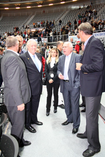 KK Zadar – Real Madrid, umirovljenje dresova 10 (Giuseppe Giergia) i 11 (Kresimir Cosic), Foto; Mladen Malik KK Zadar – Real Madrid, umirovljenje dresova 10 (Giuseppe Giergia) i 11 (Kresimir Cosic), Foto; Mladen Malik