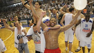 Jazine i Tornado: Prvaci za sva vremena!