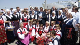 OLYMPUS DIGITAL CAMERA OLYMPUS DIGITAL CAMERA