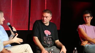 U kući umjetnosti Arsen održan okrugli stol: ‘Novinarstvo kao javno dobro ili korporativno zlo’ U kući umjetnosti Arsen održan okrugli stol: ‘Novinarstvo kao javno dobro ili korporativno zlo’