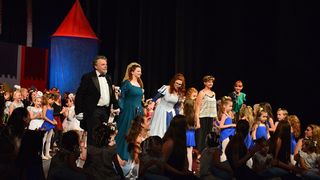 Plesna udruga Gesta: Bajka.hr