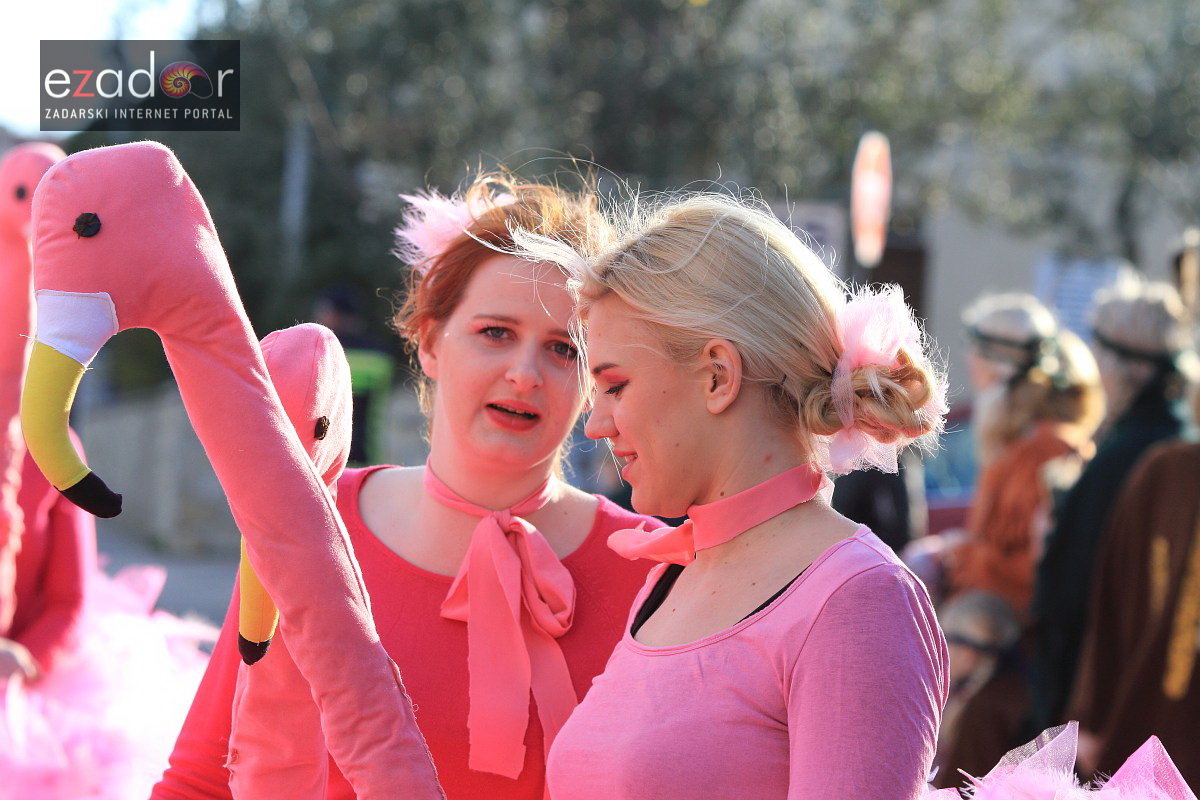 Maškarana povorka Velike Bake u Murteru