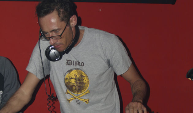 Chris Dis u klubu Skipper