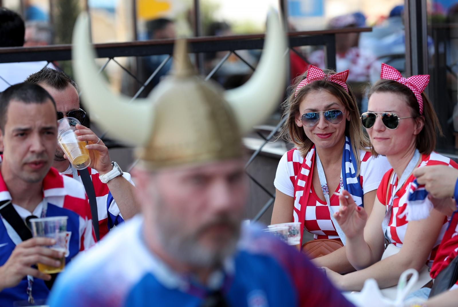 Veseli hrvatski navijači u Rostovu na Donu