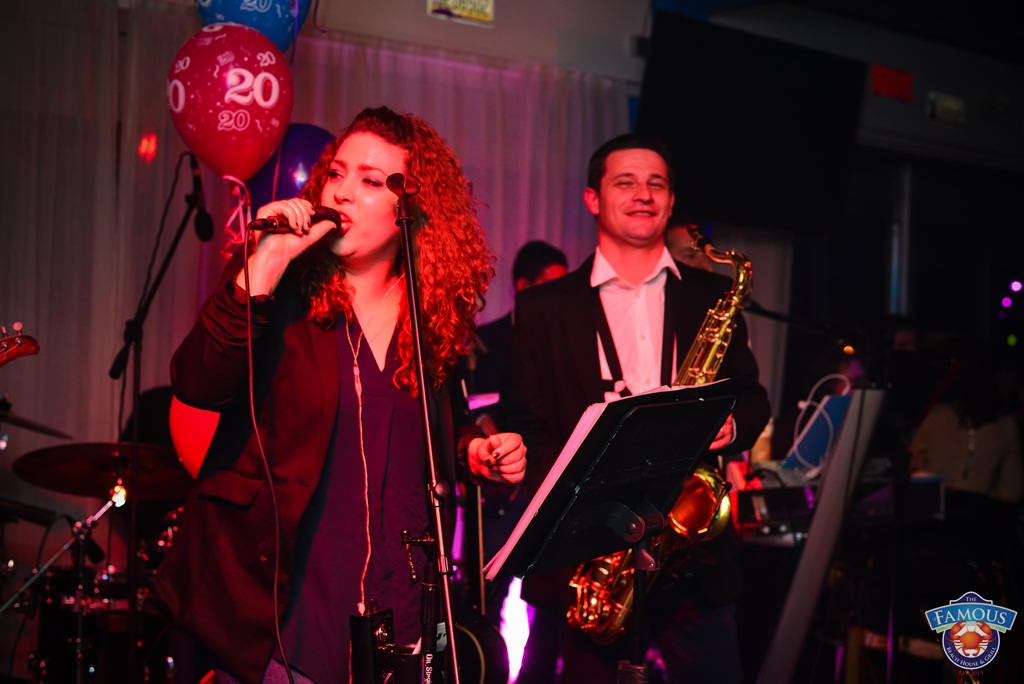 U Famous beach and grill baru Rockatansky bend proslavio je 20 godina djelovanja U Famous beach and grill baru Rockatansky bend proslavio je 20 godina djelovanja