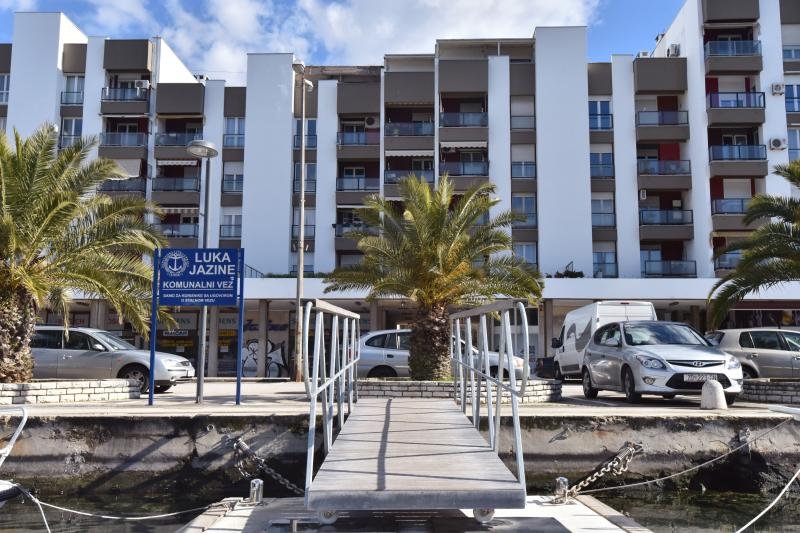 Uvala jazine, foto: D. Stanin, PIXSELL//camci, brodovi, uvala, vez, ilustracija, brodice, lucica, Luka, brod,