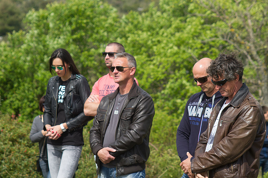 Misa na ostacima crkve na Petrini, foto: Leo Banić Misa na ostacima crkve na Petrini, foto: Leo Banić