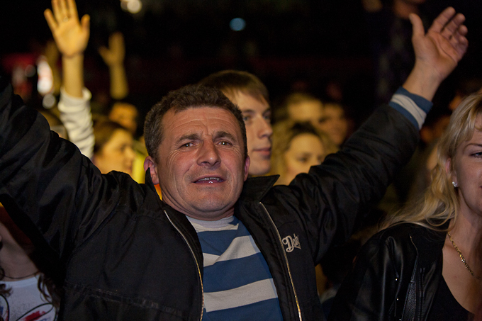 Karlovacko live: Halid Beslic i Crvena jabuka u dvorani Kresimir Cosic u Zadru, Foto: Leo Banic Karlovacko live: Halid Beslic i Crvena jabuka u dvorani Kresimir Cosic u Zadru, Foto: Leo Banic