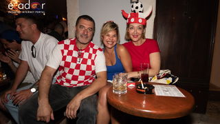 Čudesna noć: Velika fešta ulicama Zadra nakon plasmana Vatrenih u finale SP Čudesna noć: Velika fešta ulicama Zadra nakon plasmana Vatrenih u finale SP