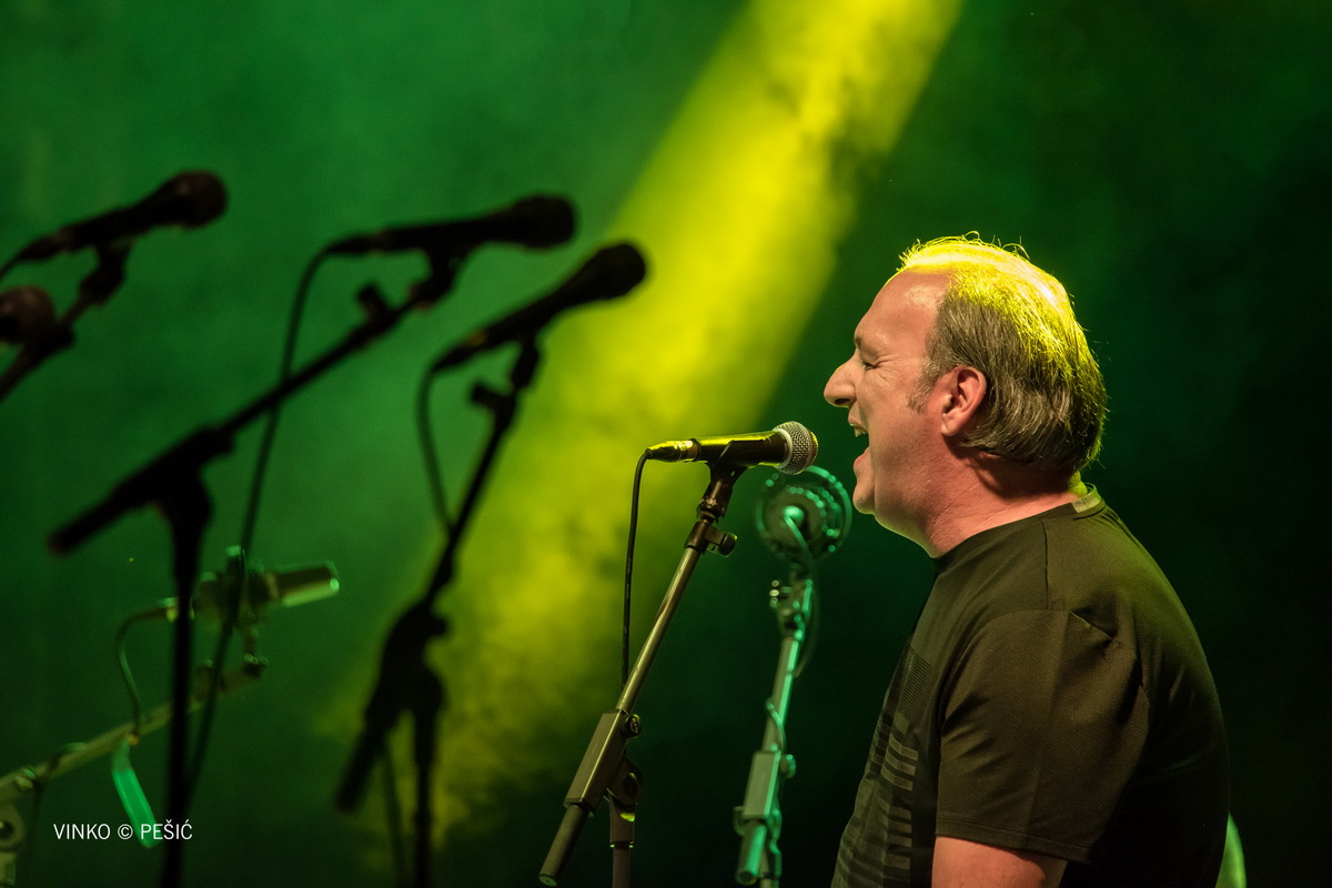 Zorica Kondža i klapa Cambi @ bazen Ilirije u Biogradu