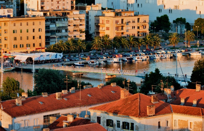 Image 1173763 (auto)