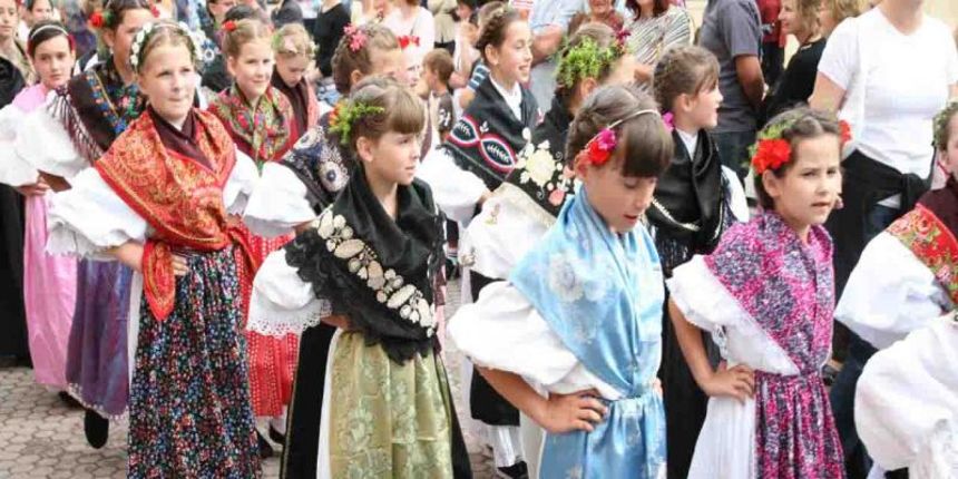 Đakovački vezovi Đakovački vezovi