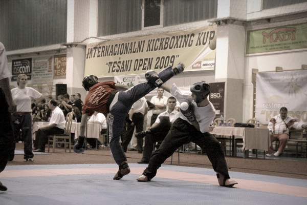 Kickbokseri KBK Benkovac nastupili u Tesnju (BIH), Foto: Sasa Cuka