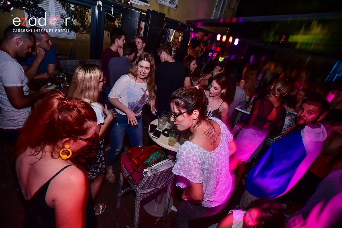 Domenica @ Kult Caffebar