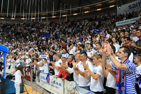 Finale doigravanja, 2. utakmica: KK Zadar – KK Cibona 76-92